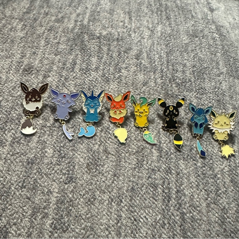 Pokemon Eeveelutions Dangle Tail Collectible Enamel Pins Lot